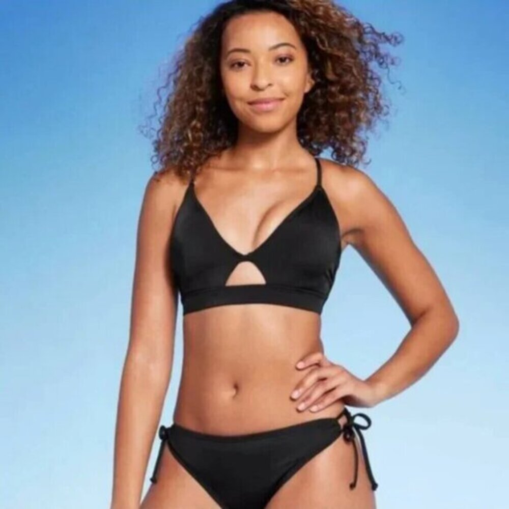 Shade & Shore Black Longline Keyhole Cutout Underwire Basic Bikini Top